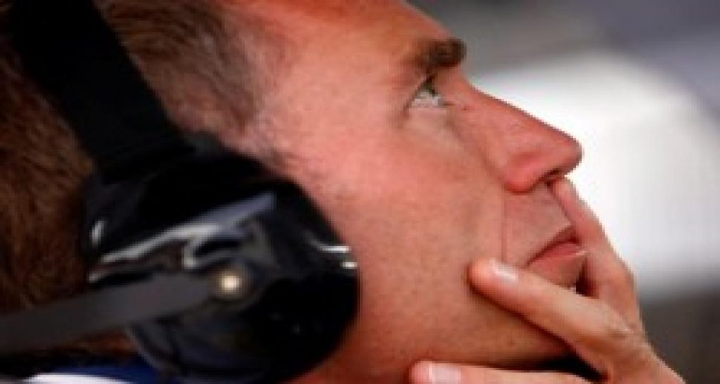 Bob Bell au volant de l’écurie Renault F1