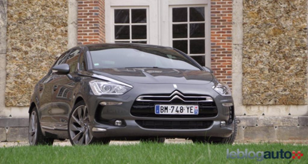 Citroën DS5 : intérieur et extérieur, la visite en vidéo