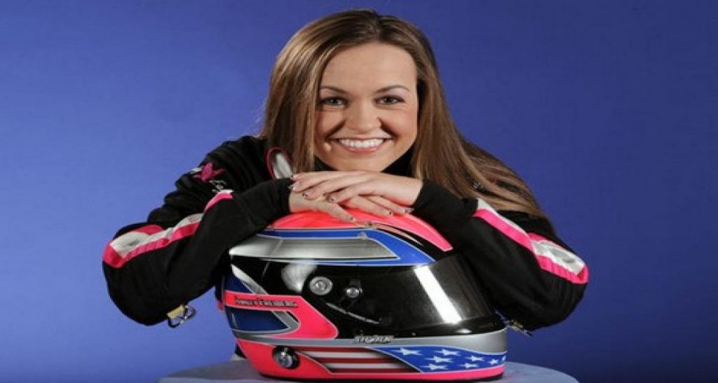 Star Mazda: Ashley Freiberg chez JDC