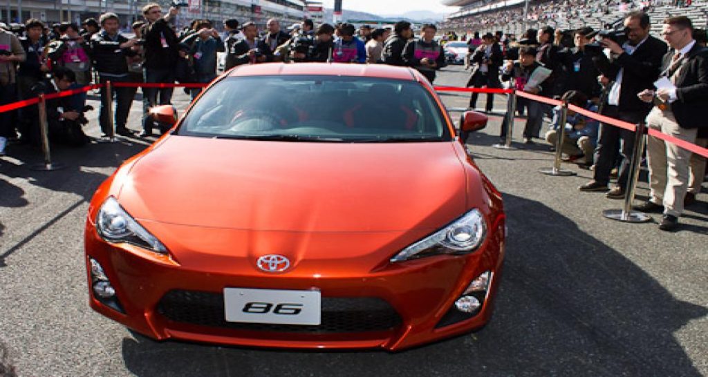 La Toyota GT86 va passer de coupé à roadster