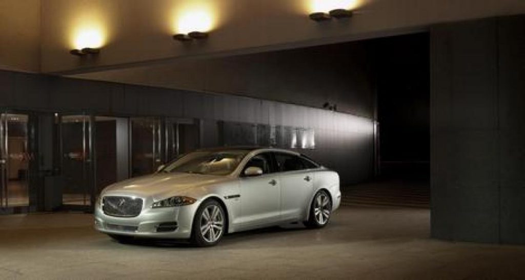 Jaguar XJ MY 2013 : downsizing