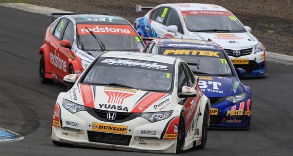 BTCC à Knockhill: douche écossaise
