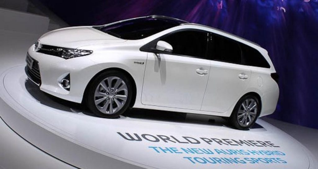 Paris 2012 live : Toyota Auris Touring Sports