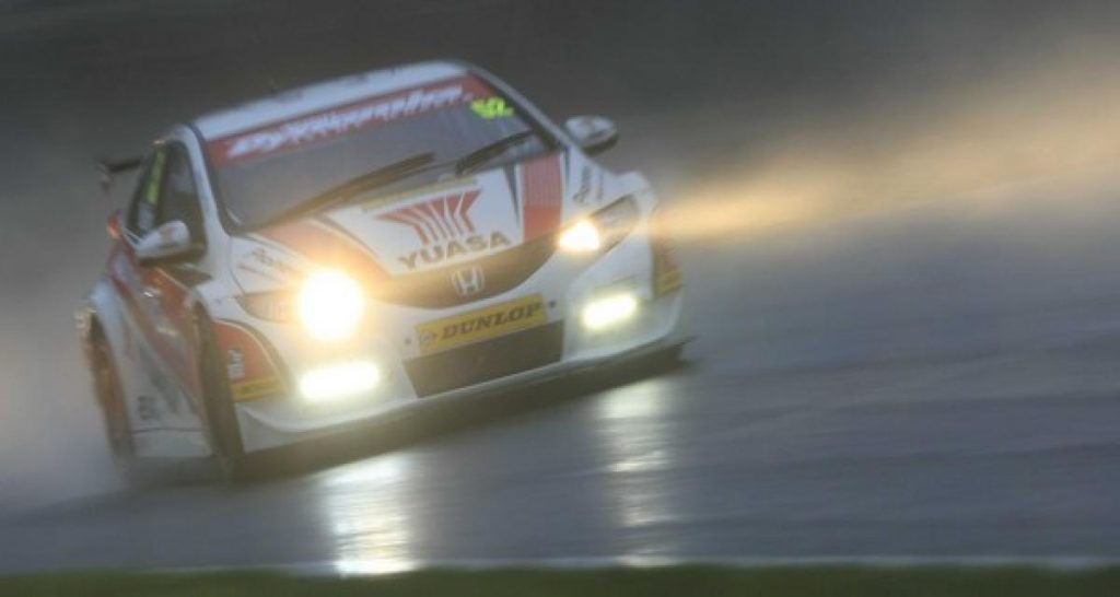 BTCC 2012 à Brands Hatch: scottish power!