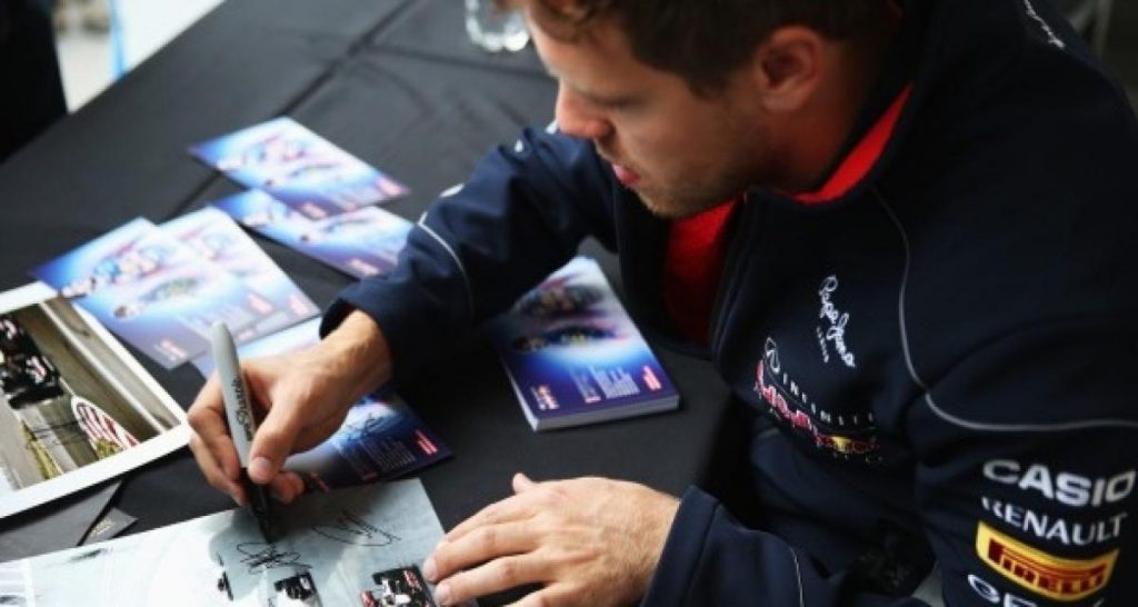 F1 : Vettel prolonge chez RedBull jusqu’en 2015