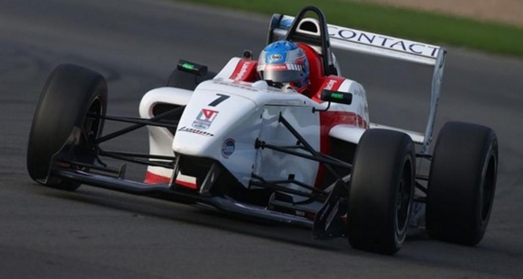 F4 et F3 Cup 2013 à Donington : un « 1 » pour Jack Hughes