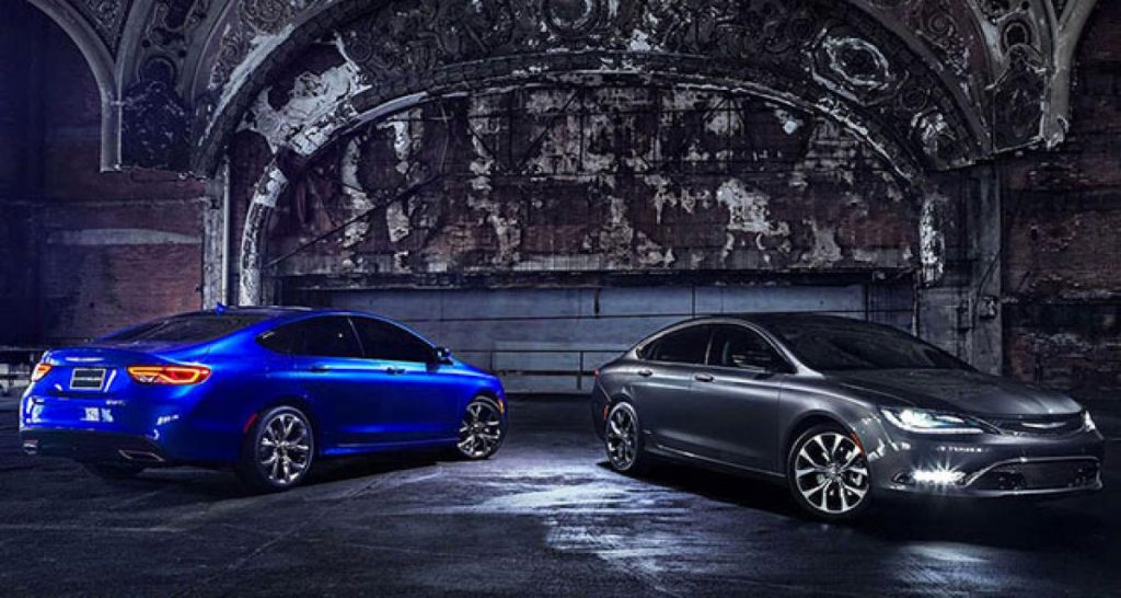 Détroit 2014 : Chrysler 200
