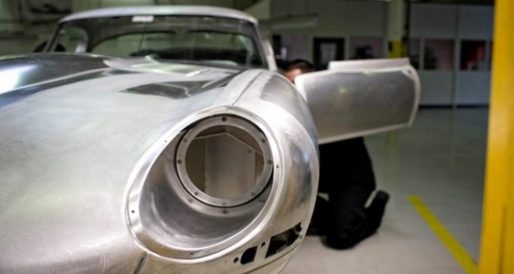 Jaguar va fabriquer 6 type E lightweight