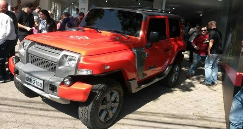 Troller T4 2015