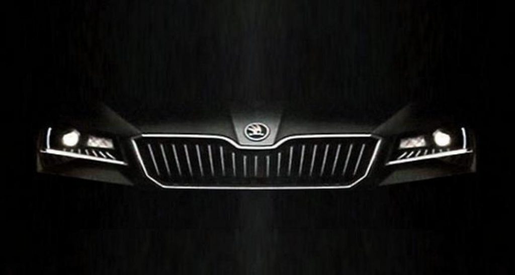 Škoda Superb : double teaser