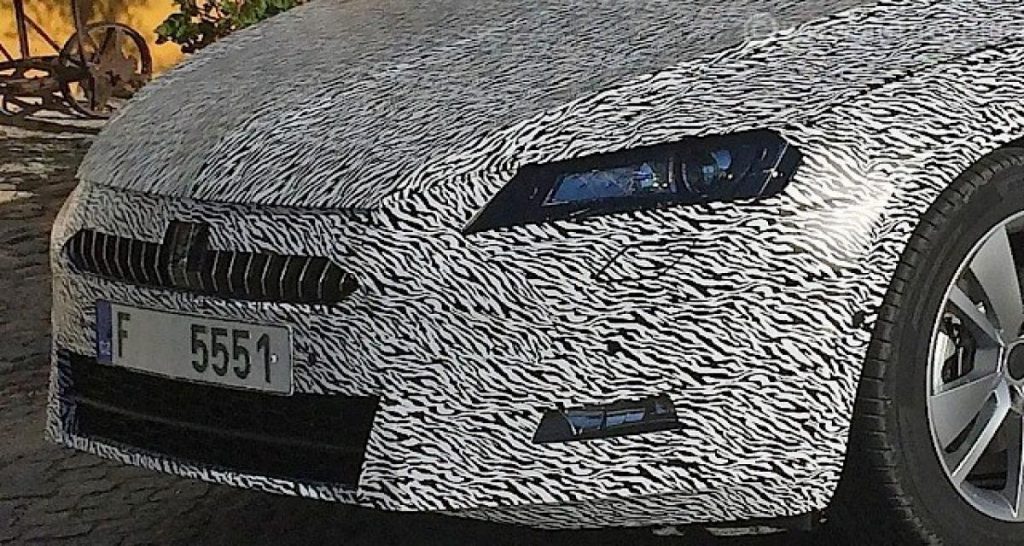 Spyshot : Škoda Superb