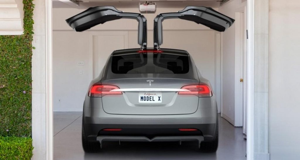 Tesla lance un programme de parrainage