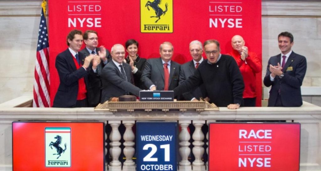 Ferrari démarre presque en fanfare à la bourse