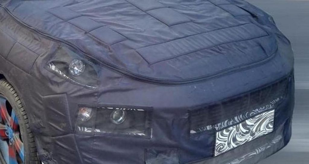 Spyshots Lynk & Co 01 et 02