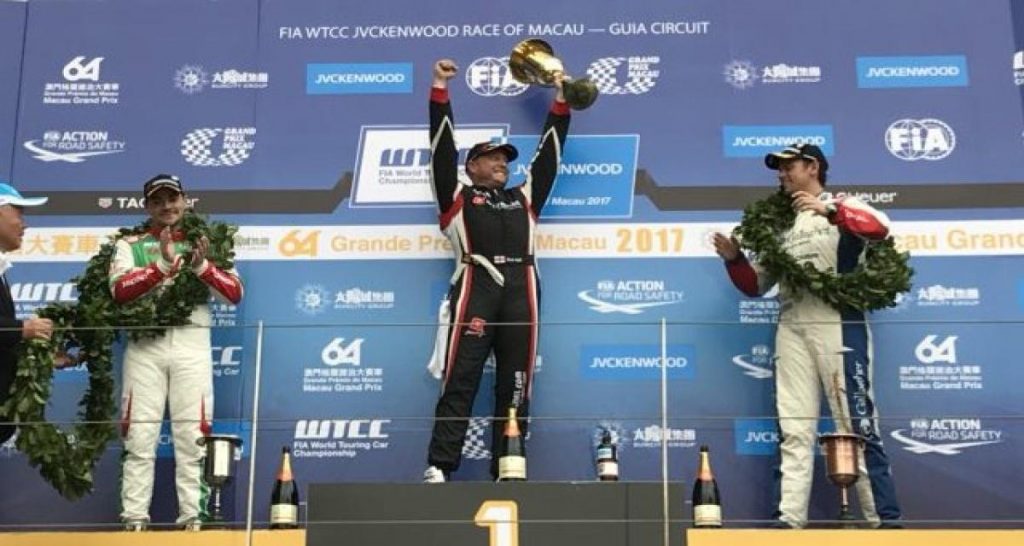 WTCC – Macao 2017 course #2 : jackpot pour Rob Huff