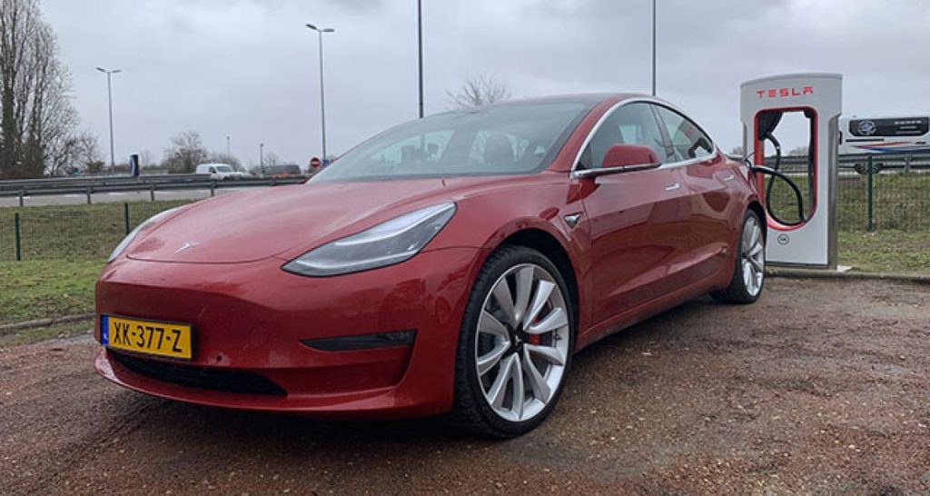 Essai Tesla Model 3 Performance
