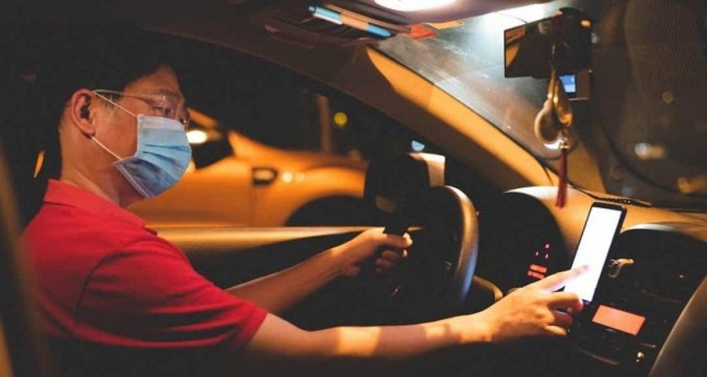 Uber : le masque chauffeur obligatoire … et vérifié via selfie