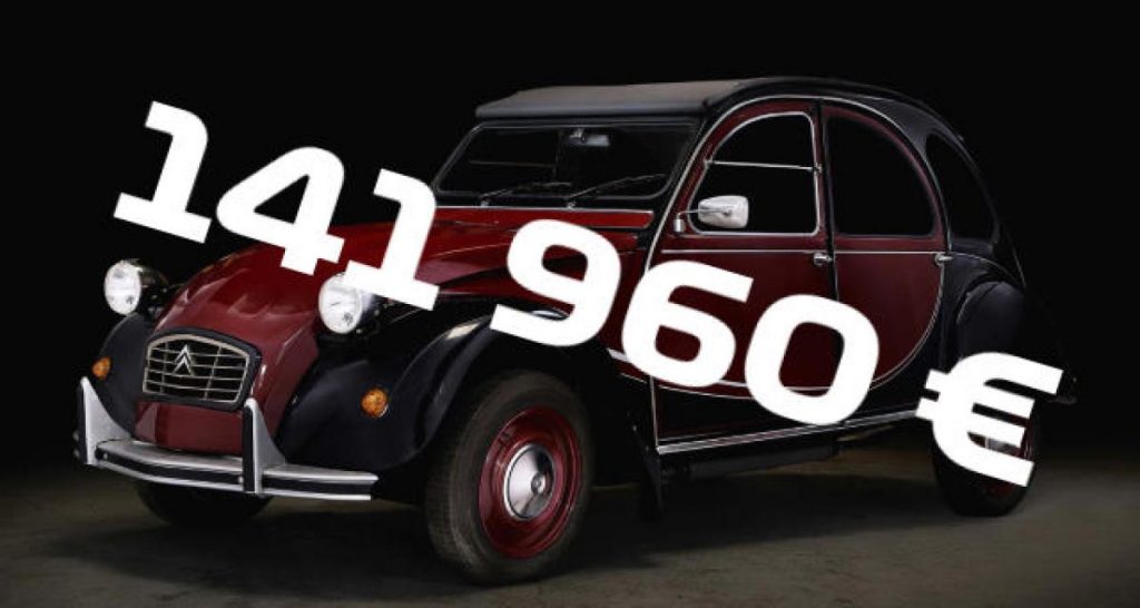 141 960 € une 2CV Charleston : la folie chez Aguttes