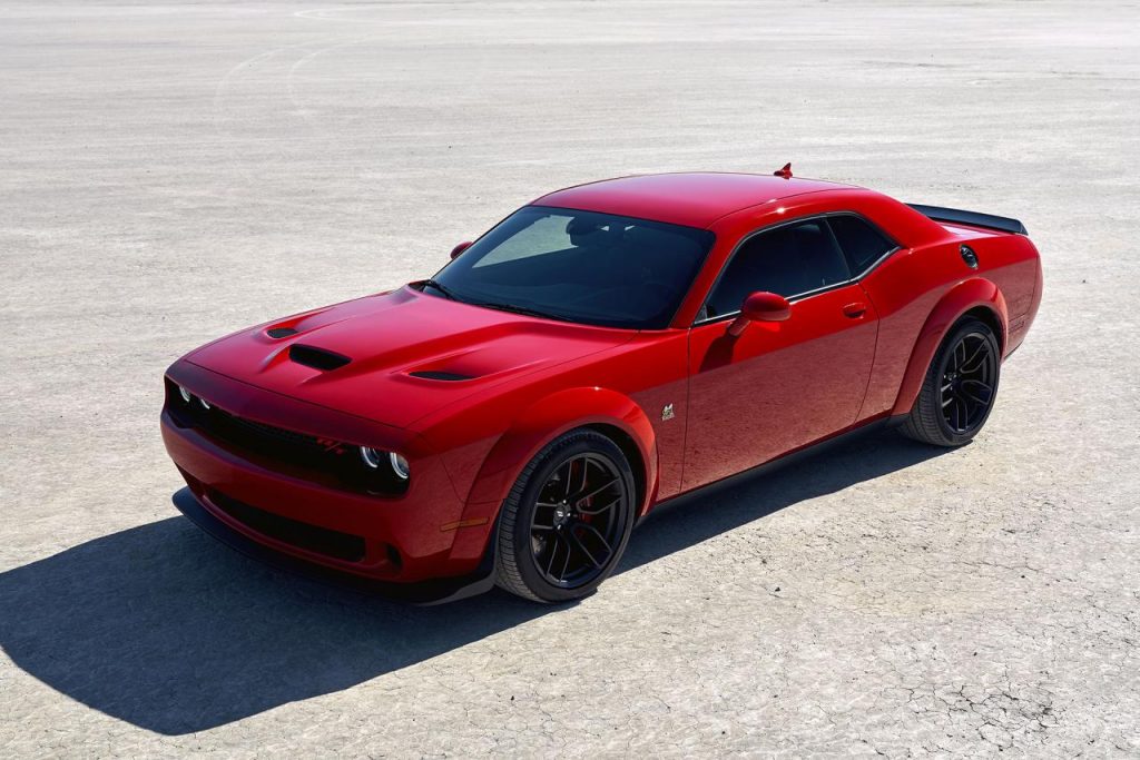 hd-808_ch_pour_la_dodge_challenger_srt_hellcat_redeye_1-16