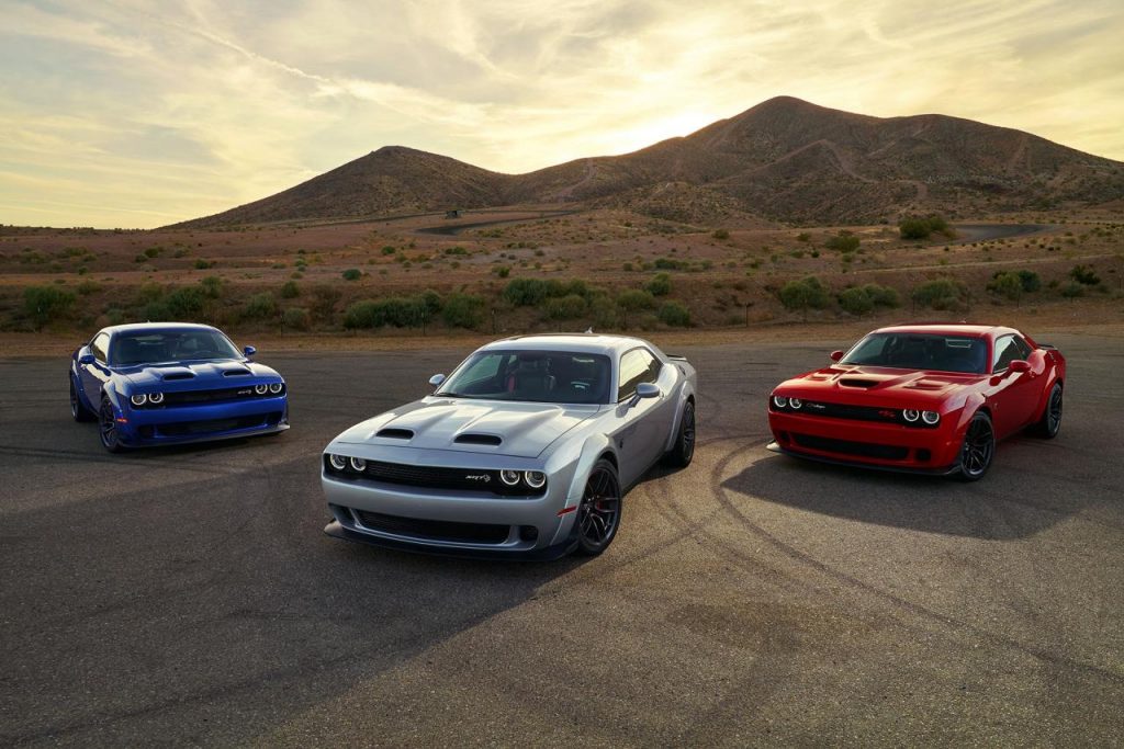 hd-808_ch_pour_la_dodge_challenger_srt_hellcat_redeye_1-22