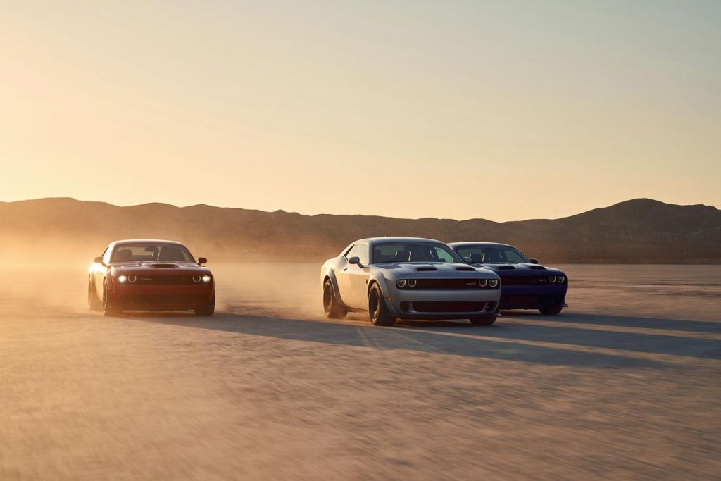 hd-808_ch_pour_la_dodge_challenger_srt_hellcat_redeye_1-24