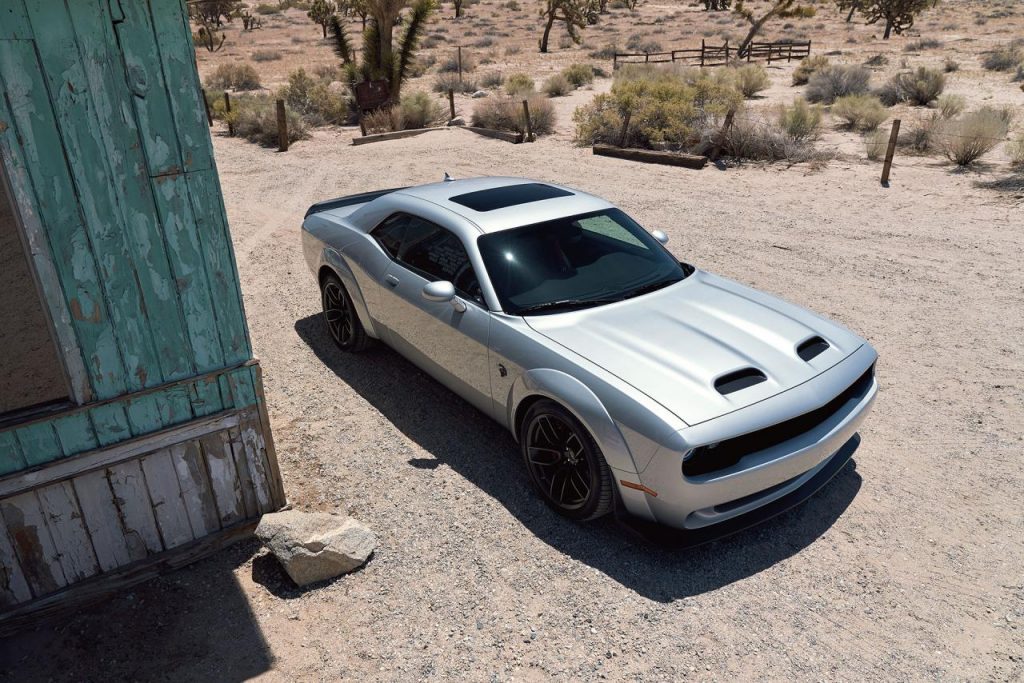 hd-808_ch_pour_la_dodge_challenger_srt_hellcat_redeye_2-16