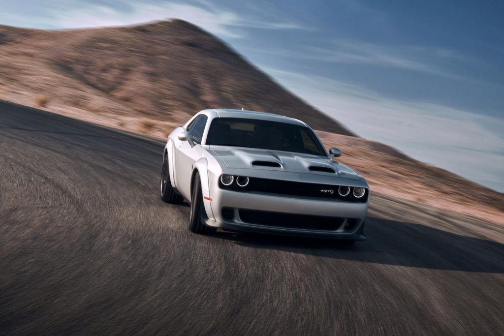 hd-808_ch_pour_la_dodge_challenger_srt_hellcat_redeye_2-23