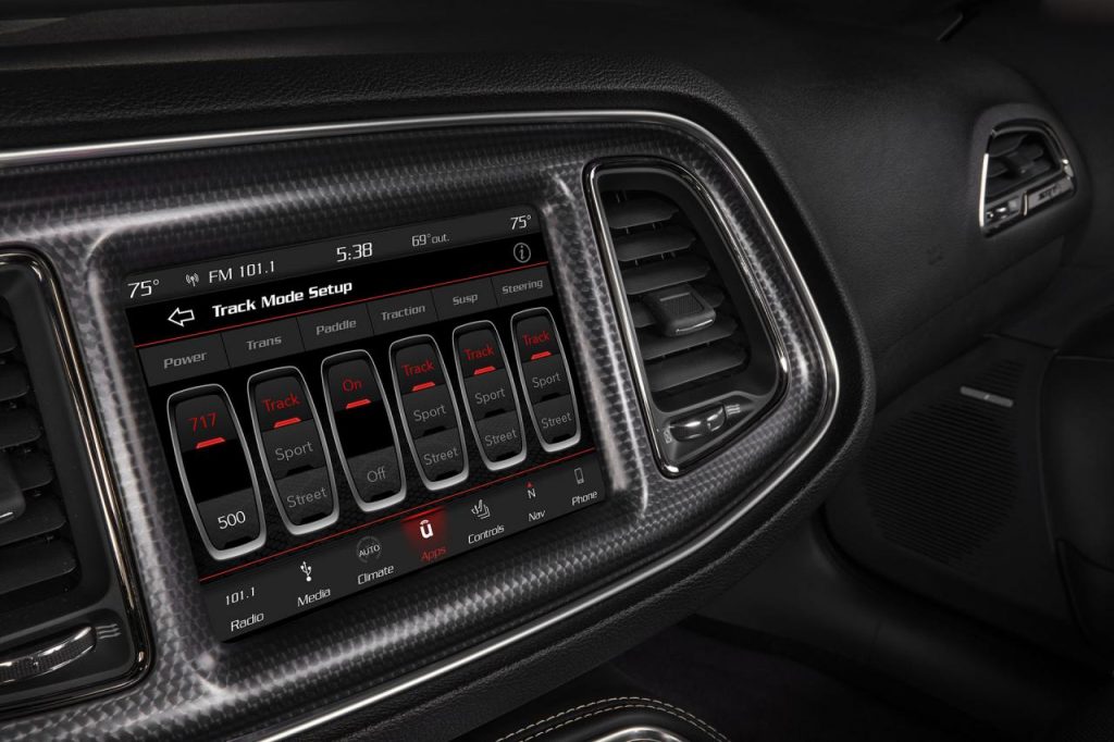 hd-808_ch_pour_la_dodge_challenger_srt_hellcat_redeye_2-31