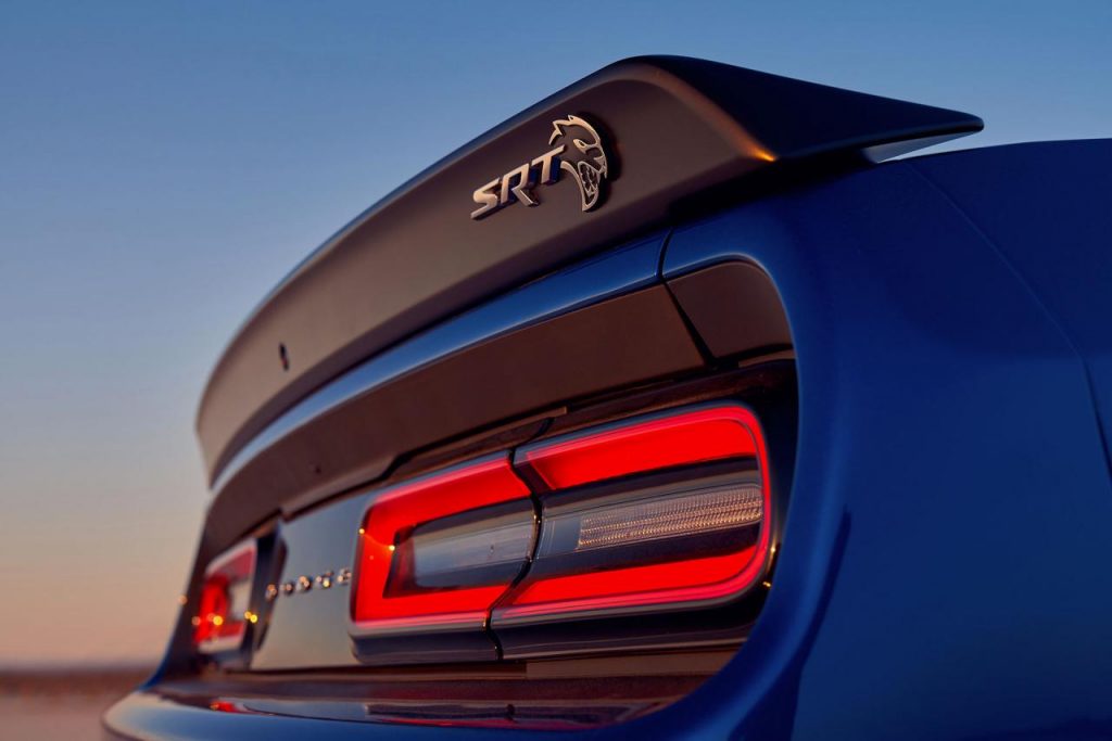 hd-808_ch_pour_la_dodge_challenger_srt_hellcat_redeye_2-36