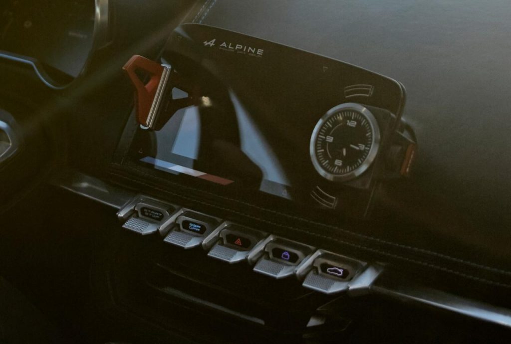hd-alpine_vision_concept_et_voil_l_intrieur_1