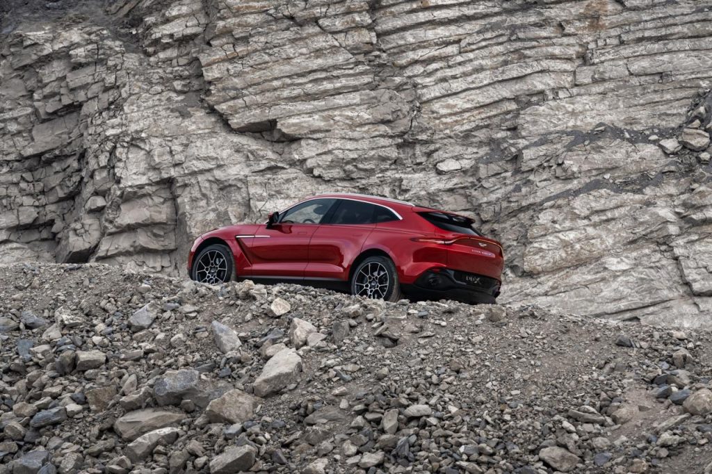 hd-aston_martin_dbx_my_name_is_bb_gros_bb_1-34