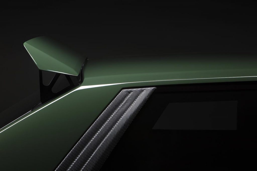 hd-automobili_amos_dvoile_la_lancia_delta_futurista_1-1