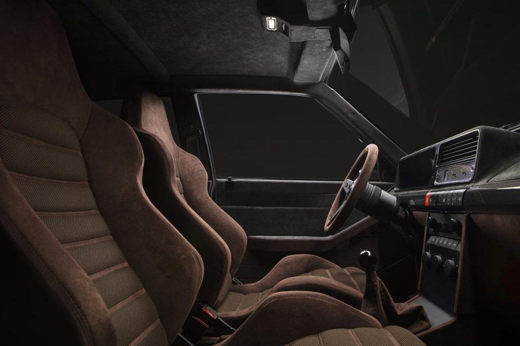 hd-automobili_amos_dvoile_la_lancia_delta_futurista_1-6