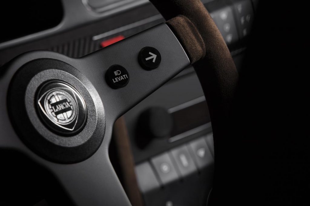 hd-automobili_amos_dvoile_la_lancia_delta_futurista_1-9