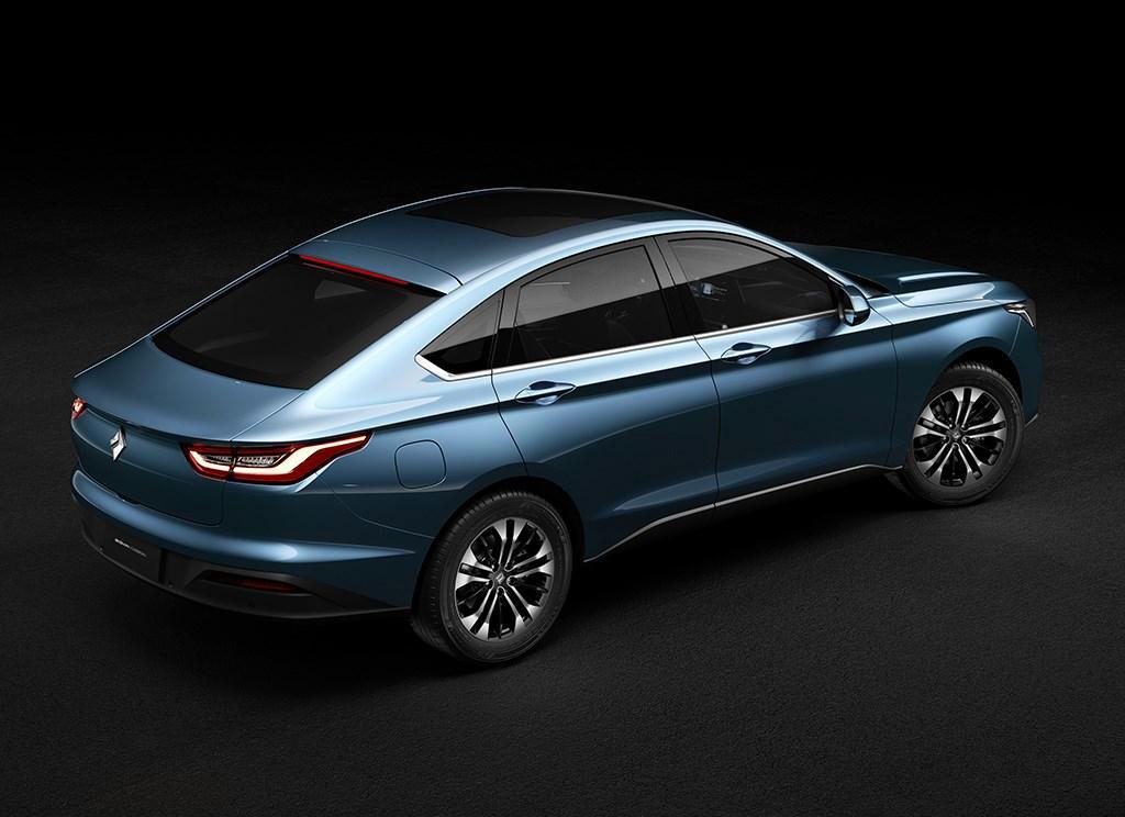 hd-baojun_rc_6_berline_ou_crossover_1