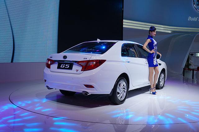 hd-beijing_2014_live_byd_et_denza_1