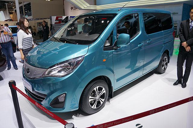 hd-beijing_2014_live_byd_et_denza_2-7