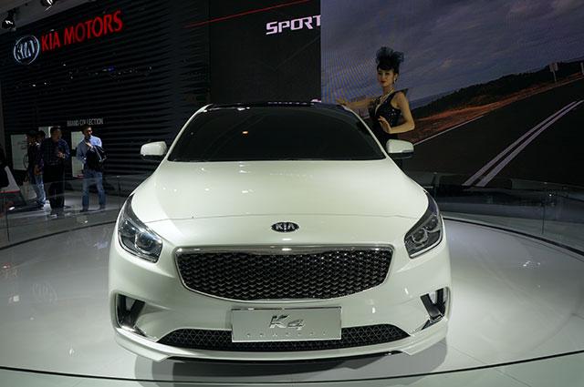 hd-beijing_2014_live_kia_k4_1-4