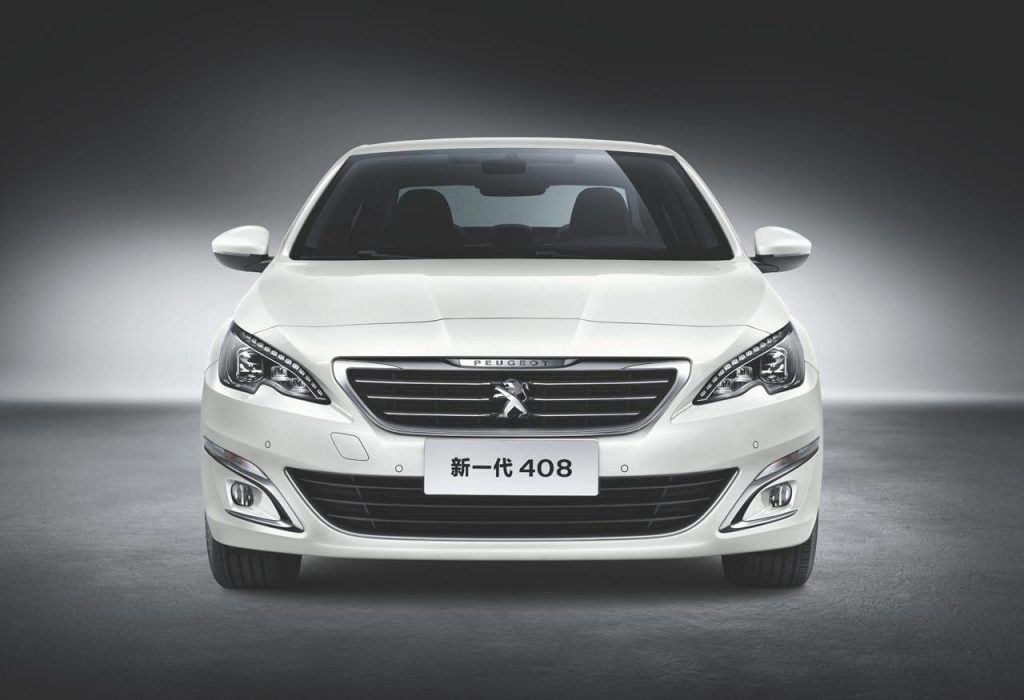 hd-beijing_2014_peugeot_408_1-2