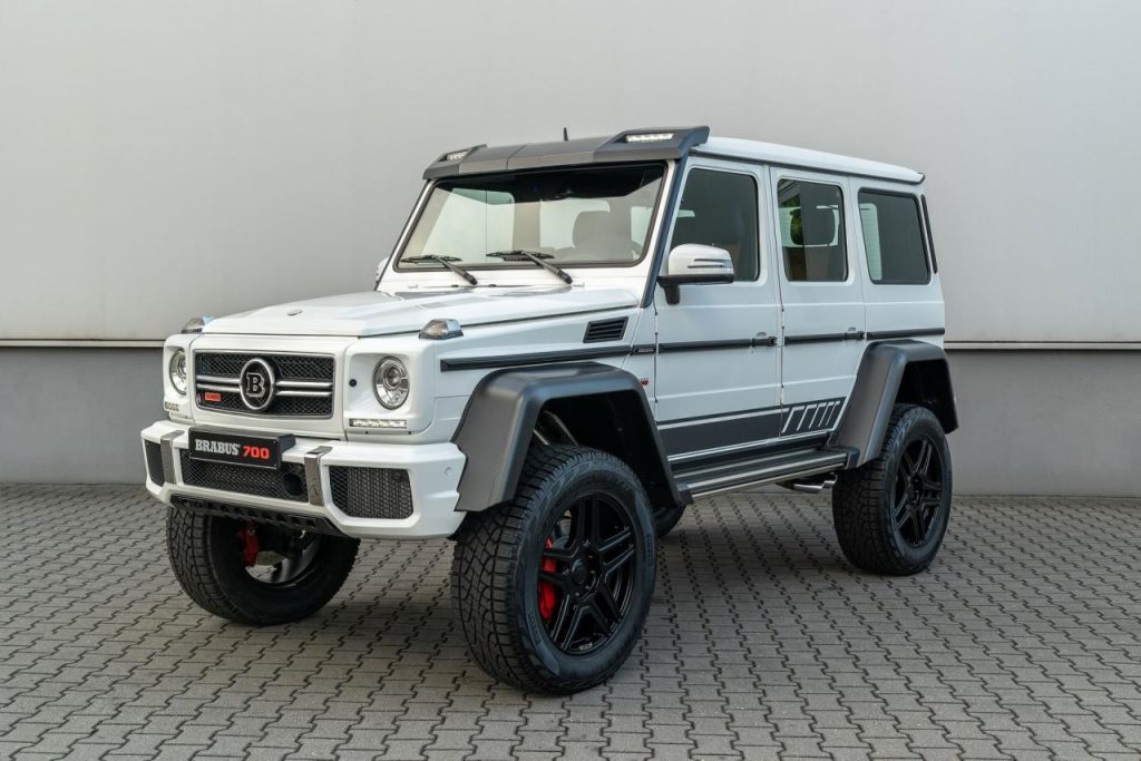 hd-brabus_700_4x4_700_chevaux_haut_perchs_1-4