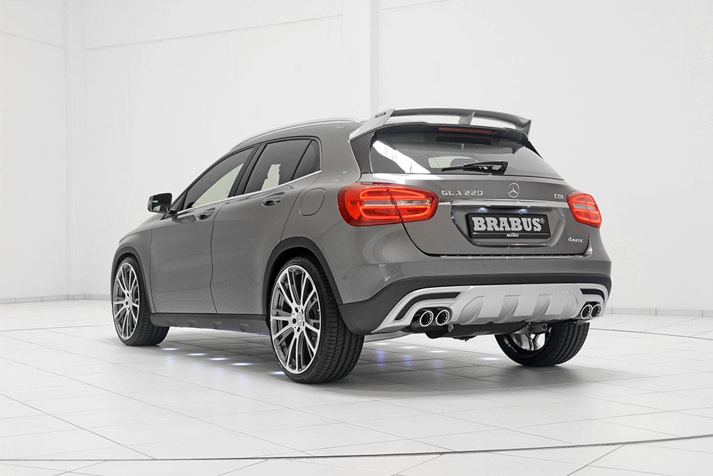hd-brabus_s_intresse_au_gla_1-3