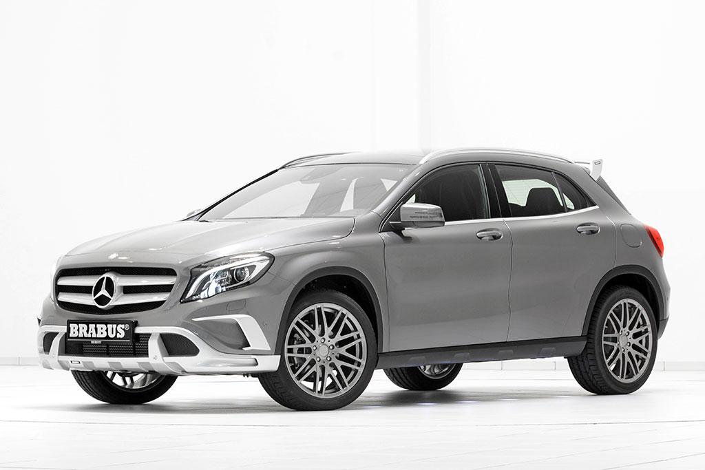hd-brabus_s_intresse_au_gla_1-6