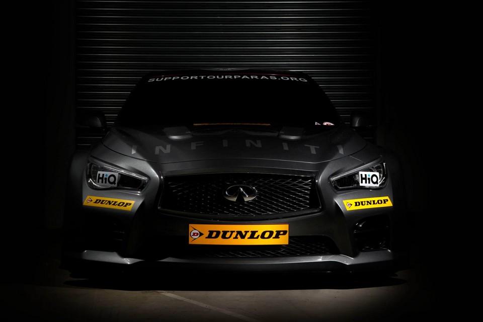 hd-btcc_2015_infiniti_dbarque_1