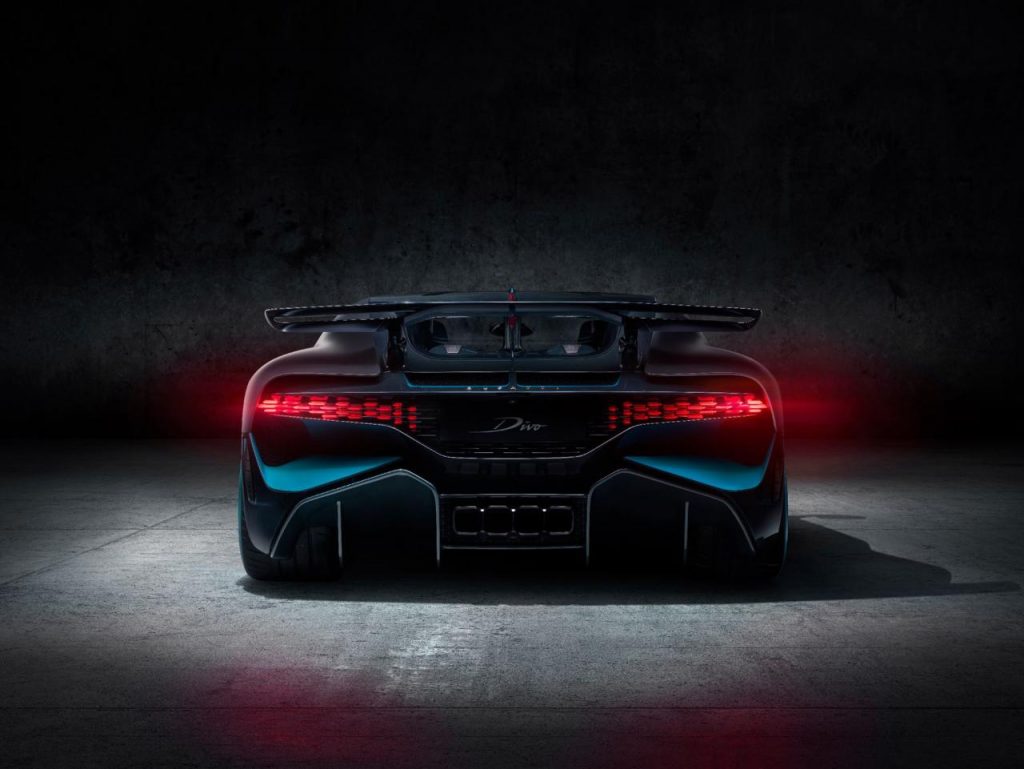 hd-bugatti_divo_la_chiron_s_assche_et_devient_diva_1-6