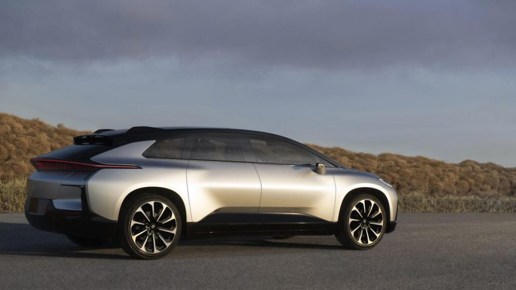 hd-ces_2017_faraday_future_ff91_1-32