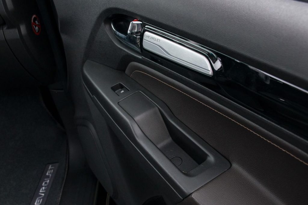 hd-chevrolet_trailblazer_plus_srieux_1-2