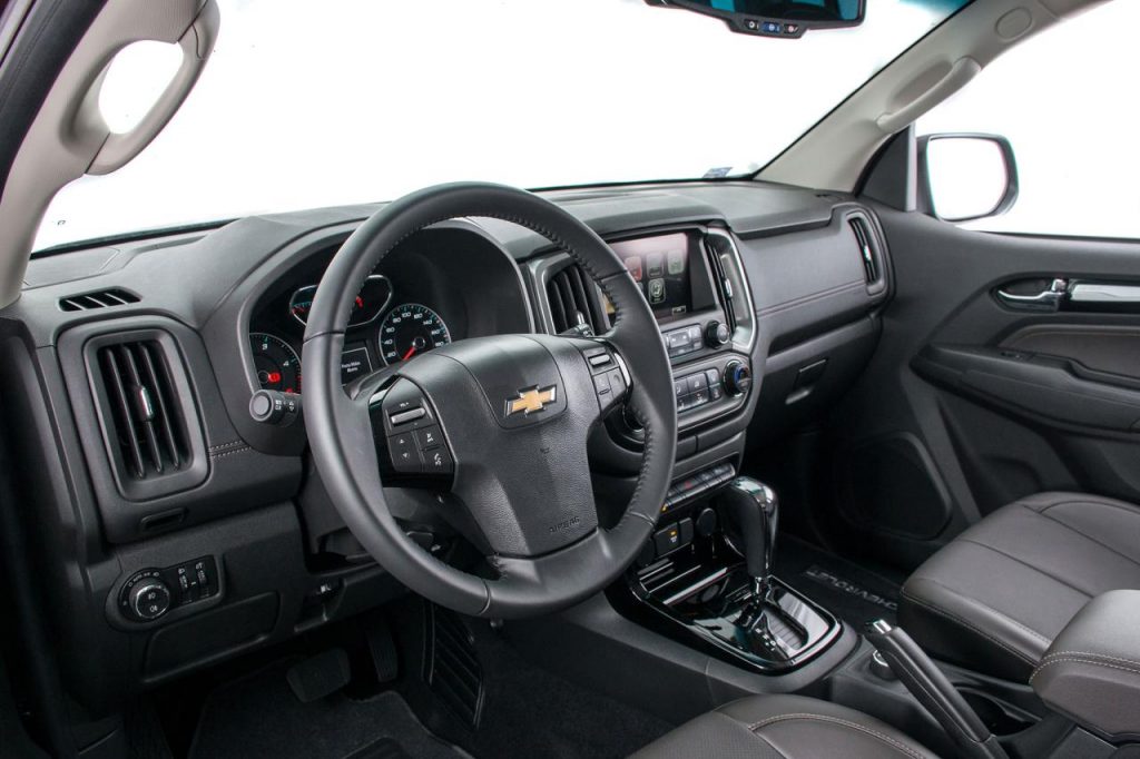 hd-chevrolet_trailblazer_plus_srieux_1-4