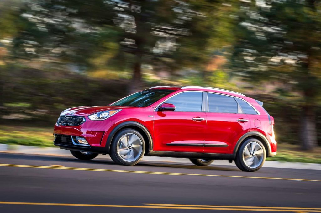 hd-chicago_2016_kia_niro_1-35