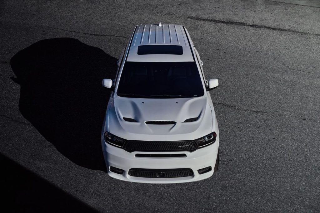 hd-chicago_2017_dodge_durango_srt_1-28