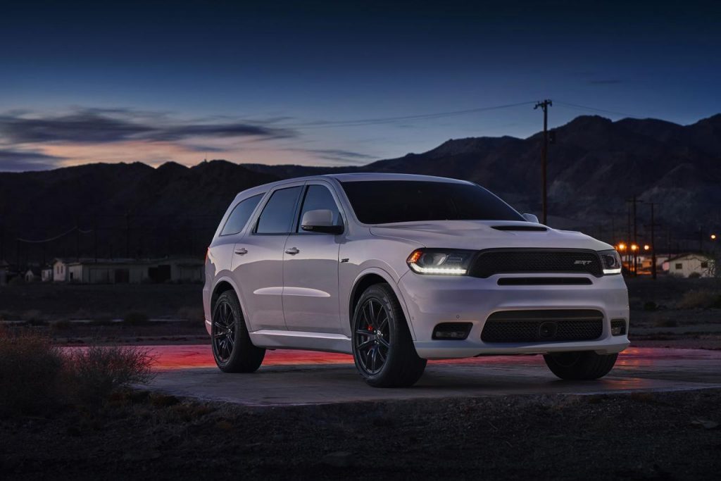 hd-chicago_2017_dodge_durango_srt_1-32